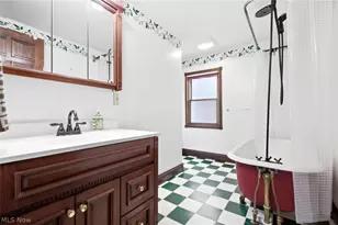 512 7th St, Fairport Harbor, OH 44077 - Photo 39