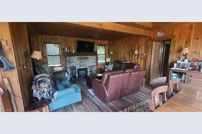 33560 Hilltop Drive, Piedmont, OH 43983 - Photo 15