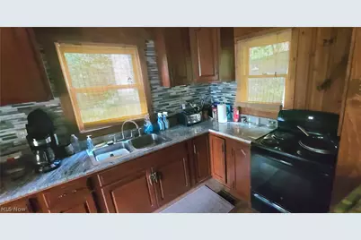 33560 Hilltop Drive, Piedmont, OH 43983 - Photo 13