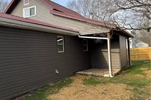 241 McKinley Ave, Newcomerstown, OH 43832 - Photo 5