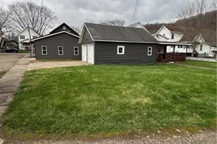 241 McKinley Ave, Newcomerstown, OH 43832 - Photo 49