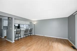 2942 Heatherwood Ct, Stow, OH 44224 - Photo 9