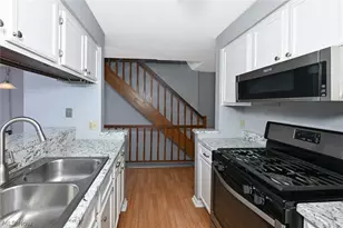 2942 Heatherwood Ct, Stow, OH 44224 - Photo 17