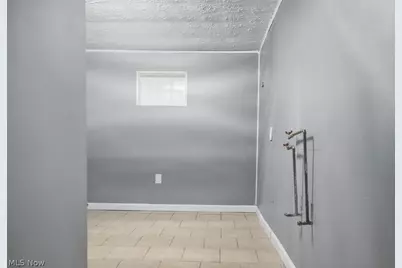 153 N Dunlap Avenue, Youngstown, OH 44509 - Photo 9