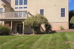 6450 Pebble Bch Dr NW, Canton, OH 44718 - Photo 35
