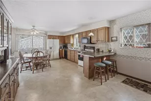1956 Goodyear Blvd, Akron, OH 44305 - Photo 7