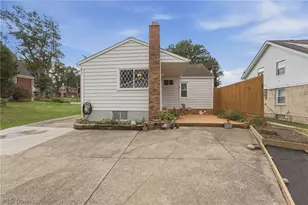 1956 Goodyear Blvd, Akron, OH 44305 - Photo 3