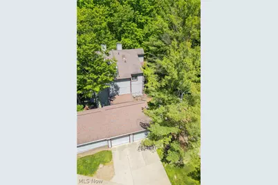 2153 Pinebrook Trail, Cuyahoga Falls, OH 44223 - Photo 33