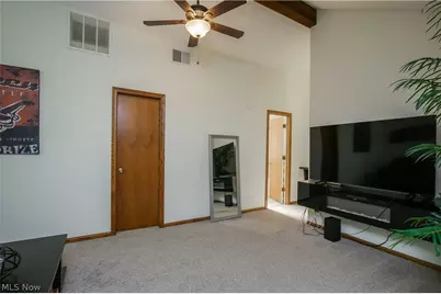 2153 Pinebrook Trail, Cuyahoga Falls, OH 44223 - Photo 29