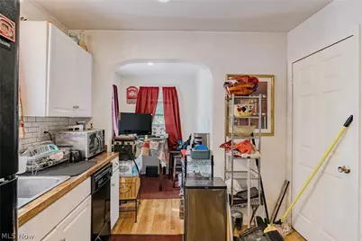 14012 Christine Avenue, Loveland, OH 44105 - Photo 9