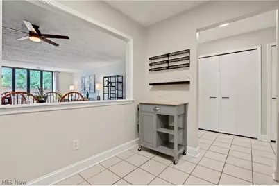 924 Memorial Parkway #104, Akron, OH 44303 - Photo 11