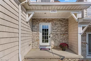 10943 Rocky Ledge Ln, Concord Twp, OH 44077 - Photo 3