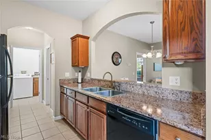 10943 Rocky Ledge Ln, Concord Twp, OH 44077 - Photo 7