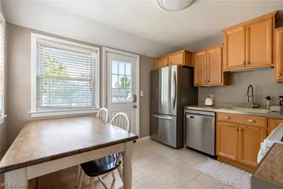 2909 33rd Street NE, Canton, OH 44705 - Photo 9