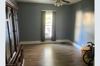 134 8th Street NE, New Philadelphia, OH 44663 - Photo 11