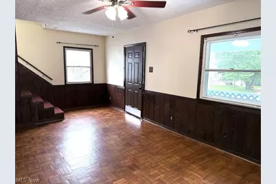 835 Albemarle Avenue, Cuyahoga Falls, OH 44221 - Photo 3