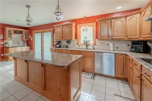 1064 Fairfield School Rd, Columbiana, OH 44408 - Photo 11