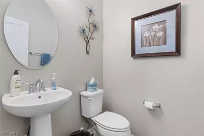 10174 Colton Avenue, Concord Twp, OH 44077 - Photo 9