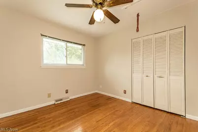 30140 Regent Road, Wickliffe, OH 44092 - Photo 17