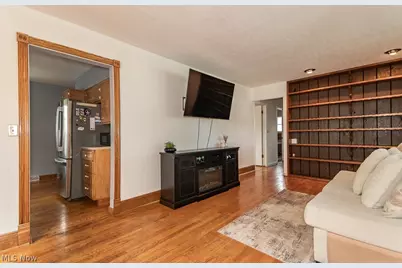 30140 Regent Road, Wickliffe, OH 44092 - Photo 9