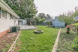30140 Regent Rd, Wickliffe, OH 44092 - Photo 5