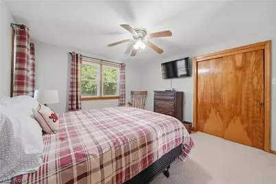 1687 Mount Pleasant Street NE, Canton, OH 44721 - Photo 11