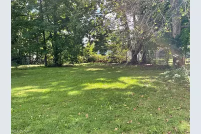 1731 Thornapple Avenue, Akron, OH 44301 - Photo 11