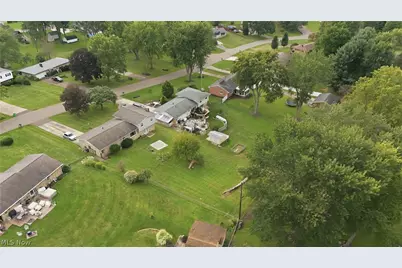 3707 Dauphin Drive NE, Canton, OH 44721 - Photo 31