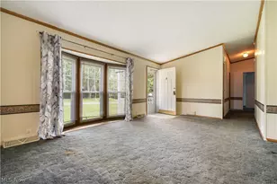 4025 Burke Ave NE, Louisville, OH 44641 - Photo 3
