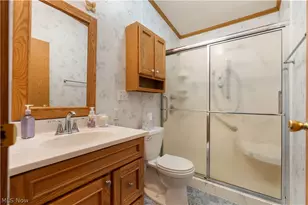 4025 Burke Ave NE, Louisville, OH 44641 - Photo 23