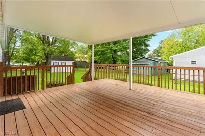 4025 Burke Avenue NE, Louisville, OH 44641 - Photo 33