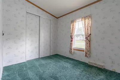4025 Burke Avenue NE, Louisville, OH 44641 - Photo 21