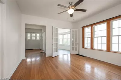15009 Miles Avenue, Loveland, OH 44128 - Photo 9