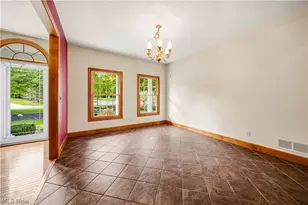 7705 Keystone Dr, Concord Twp, OH 44077 - Photo 5