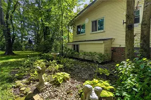 8910 Crackel Rd, Chagrin Falls, OH 44023 - Photo 43