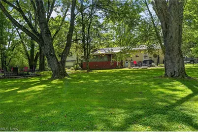 8910 Crackel Road, Chagrin Falls, OH 44023 - Photo 45