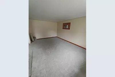 323 Marmion Avenue, Youngstown, OH 44507 - Photo 3