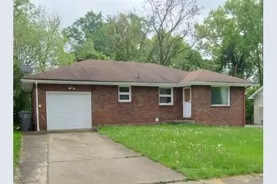 323 Marmion Avenue, Youngstown, OH 44507 - Photo 1
