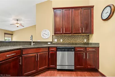 3700 Heron Drive, Lorain, OH 44053 - Photo 5