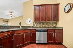 3700 Heron Dr, Lorain, OH 44053 - Photo 5