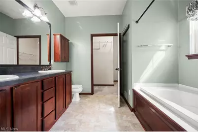 3700 Heron Drive, Lorain, OH 44053 - Photo 21