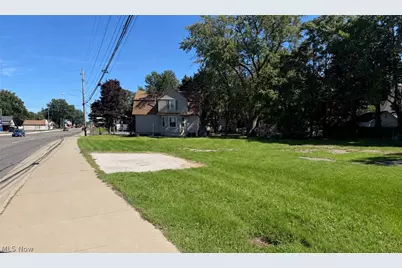 2228 W Prospect Road, Ashtabula, OH 44004 - Photo 3