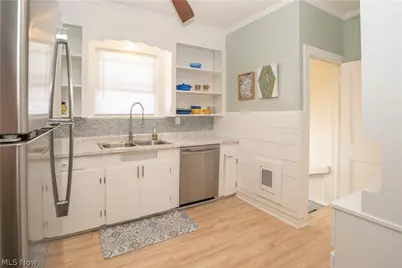 2413 Clearview Avenue NW, Canton, OH 44708 - Photo 17