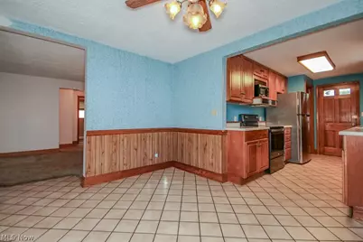 944 Larkridge Avenue, Youngstown, OH 44512 - Photo 7