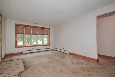944 Larkridge Avenue, Youngstown, OH 44512 - Photo 5