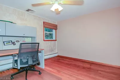 944 Larkridge Avenue, Youngstown, OH 44512 - Photo 17