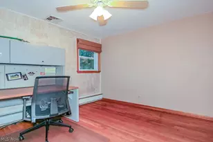 944 Larkridge Ave, Youngstown, OH 44512 - Photo 17