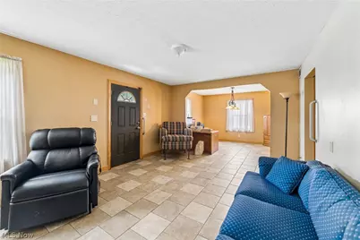 2143 Hillside Street, Cuyahoga Falls, OH 44221 - Photo 7