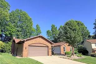 1043 Reedy Dr, Wadsworth, OH 44281 - Photo 3