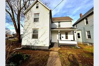 1529 Stark Avenue SW, Canton, OH 44706 - Photo 1
